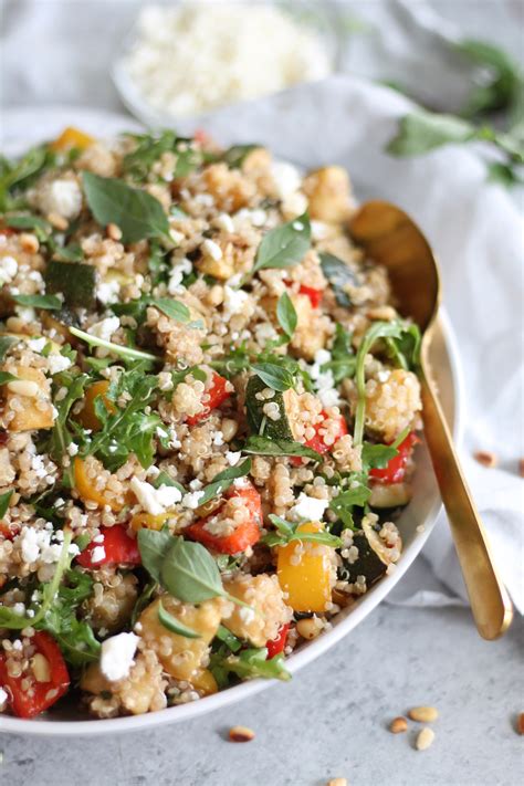 Flavorful Quinoa Salad with Roasted Veggies